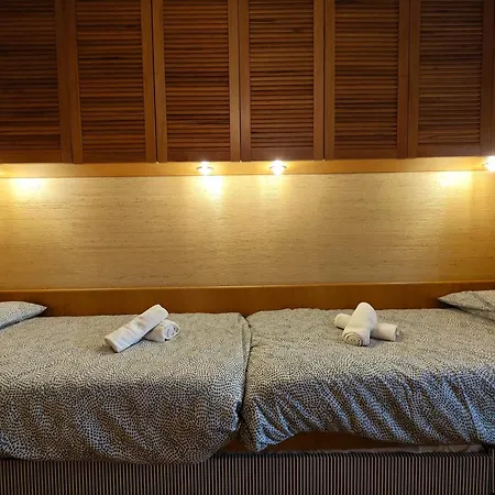 Hotel Hostdomus - Il Cerbiatto 4*